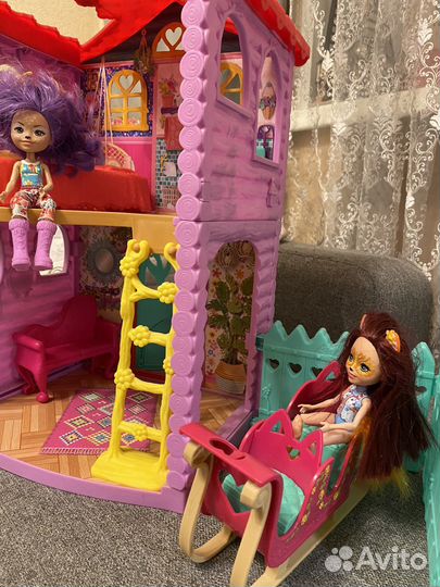 Домик кукольный enchantimals и сани