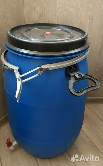 Ёмкость пластиковая