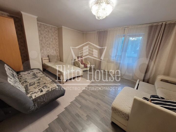 3-к. квартира, 96 м², 2/10 эт.