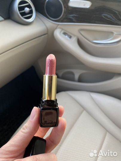 Помада guerlain kiss оригинал