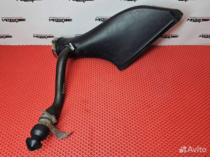 Воздухозаборник крыла правый Mercedes W463