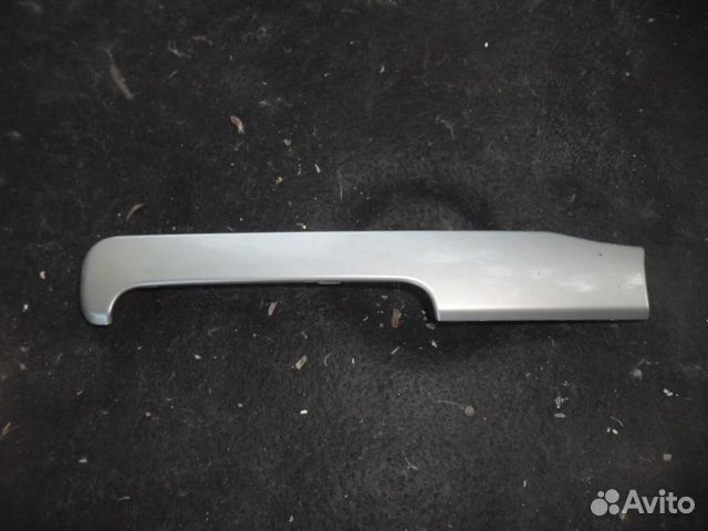 Накладка торпедо 5K1858417B Volkswagen Golf VI