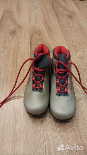 Ботинки для беговых лыж детские