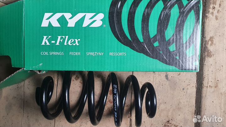 Пружины подвески kyb RH6579