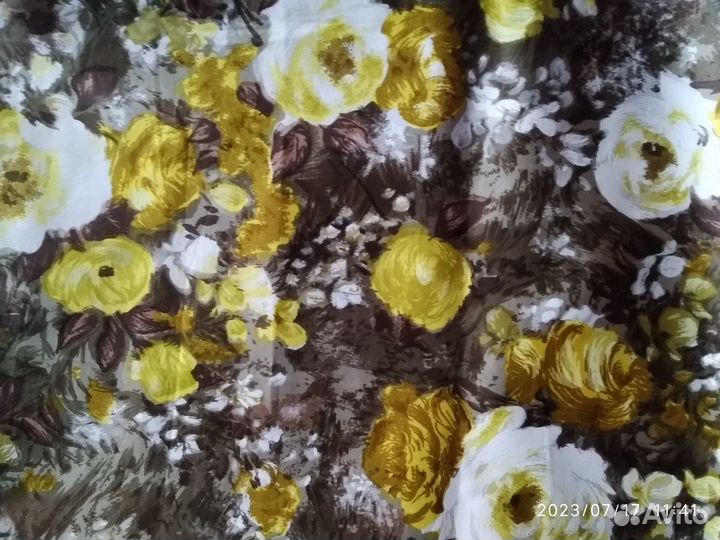 Отрезы ткани, (атлас, сатин,шелк, и др)