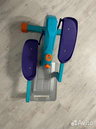 Эллиптический тренажер