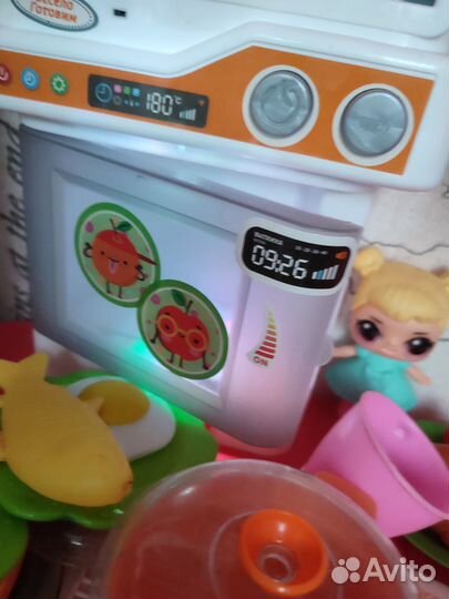 Кухня интерактивная с посудой и продуктами