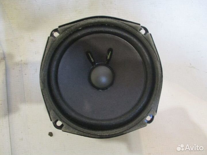 Динамик Cadillac STS