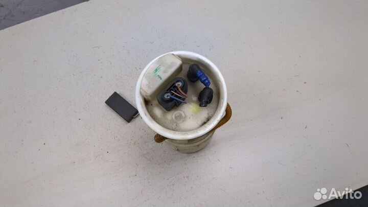 Насос топливный электрический Volkswagen Golf 4