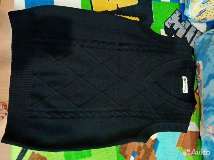 Жилетка вязаная детская