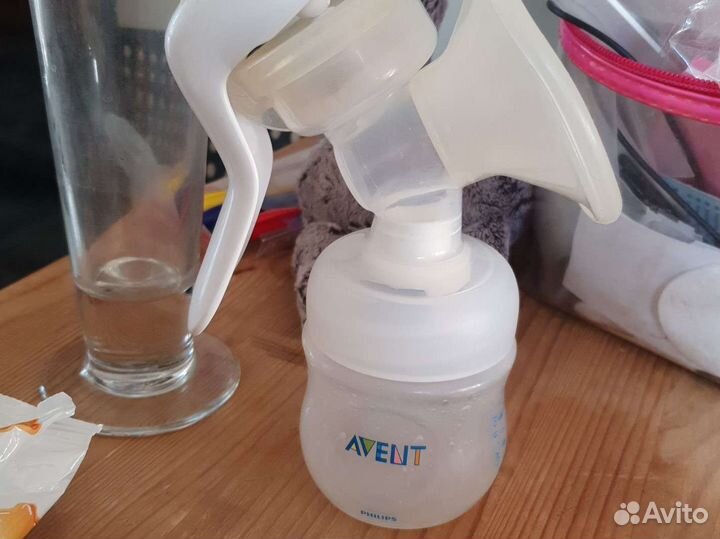 Молокоотсос avent ручной