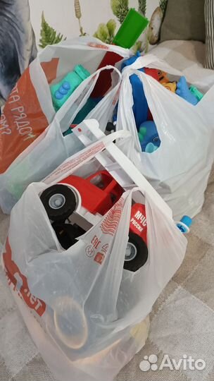 Игрушки для мальчика пакетом