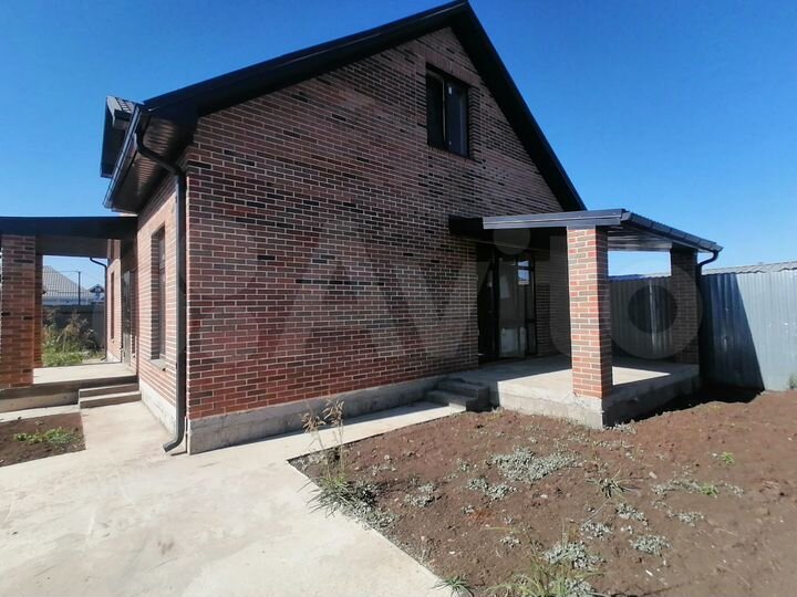 Дом 145 м² на участке 4 сот.