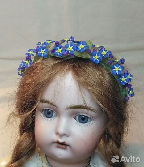 Венок из шелковых незабудок для куклы