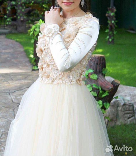 Вечернее платье