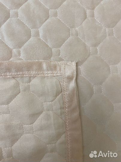 Покрывало на кровать новое 220 240