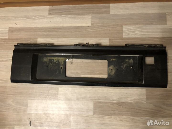 Бленда седан Passat B3 Volkswagen