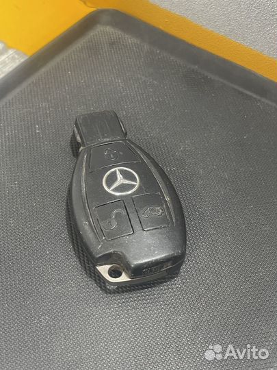 Ключ зажигания Mercedes Vito
