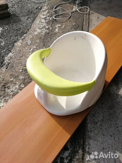 Продам сиденье для купания ребенка