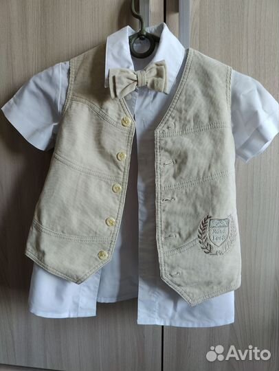 Костюм тройка на мальчика размер 122