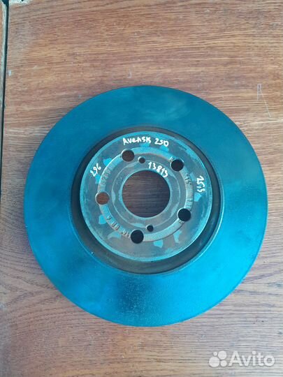 Диск тормозной передний Toyota Avensis 250