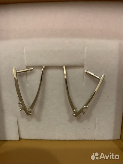 Золотые серьги