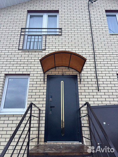 Дверь входная алюминиевая