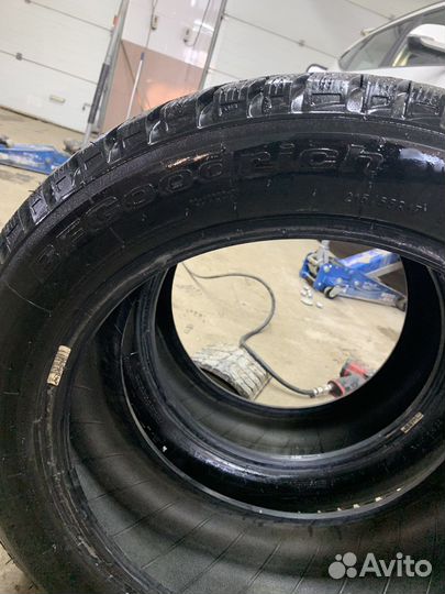 Bfgoodrich G-Force Stud 215/55 R17