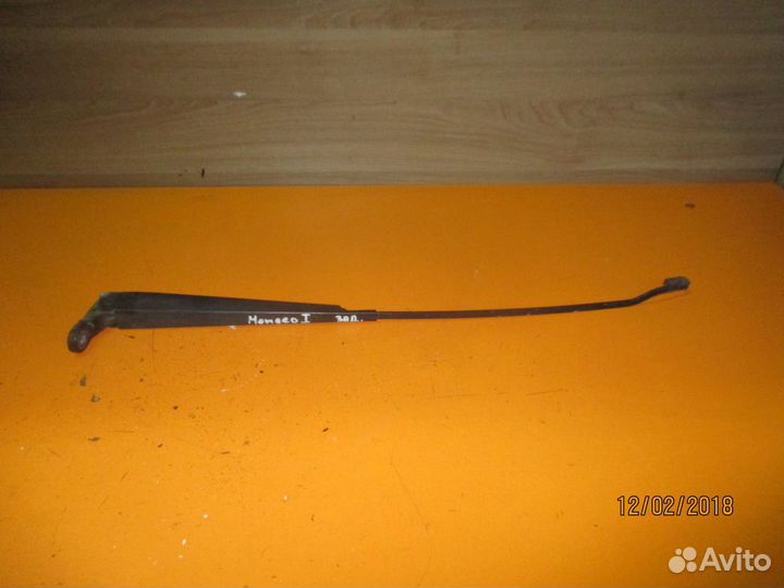 Поводок стеклоочистителя заднего Ford Mondeo 1