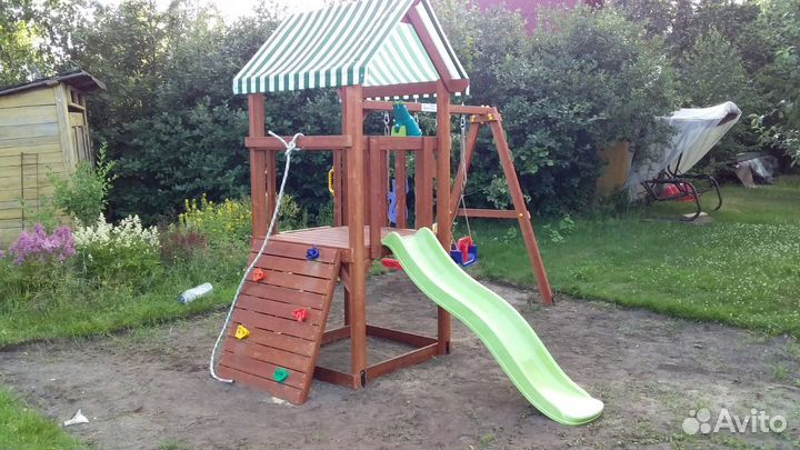Детский спортивный комплекс с крышей для дачи