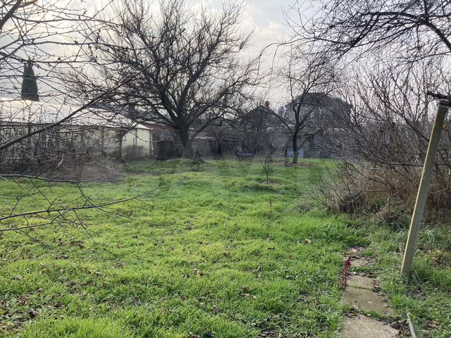 Участок 7 сот. (ИЖС)