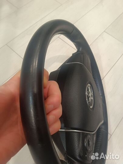 Руль Toyota Voxy Noah Esquire