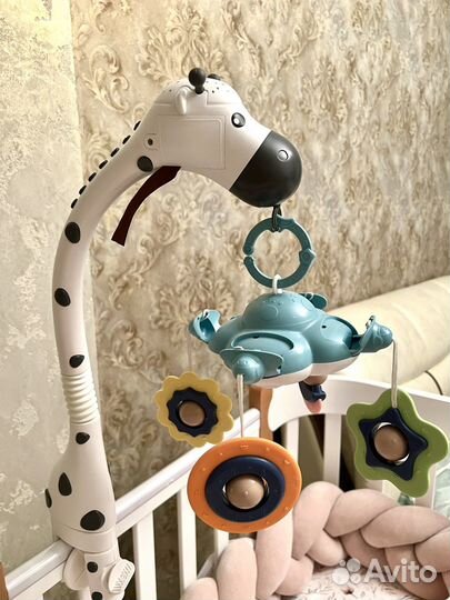 Мобиль электронный в кроватку