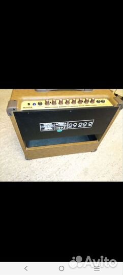 Гитарный комбоусилитель