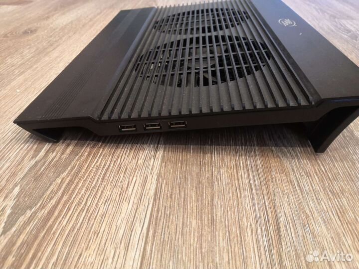 Подставка с охлаждением для ноутбука