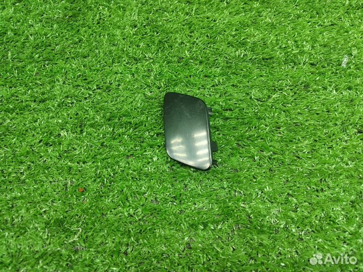 Крышка форсунки омывателя фар пара VW Passat B6