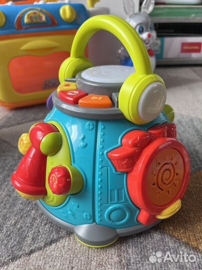 Музыкальный центр игрушка