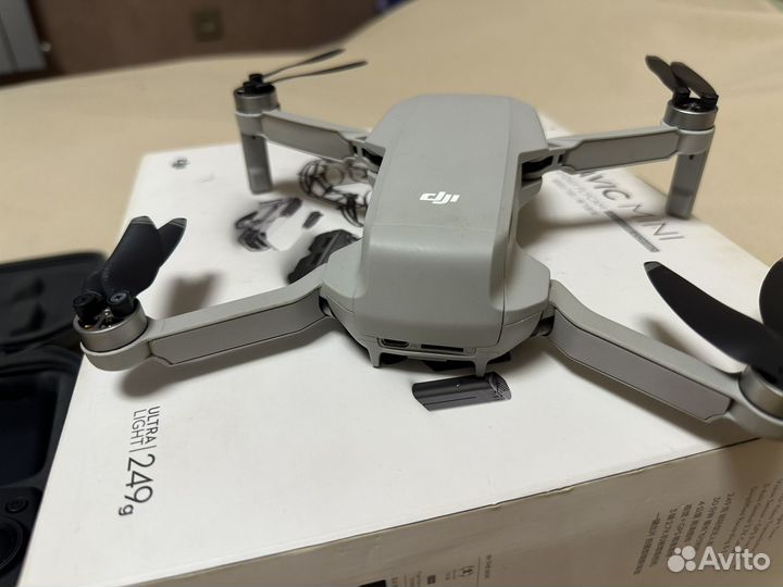 Квадрокоптер Dji mavic mini fly more combo