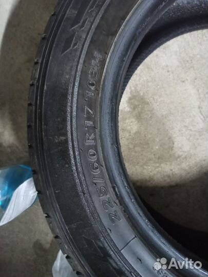 Kumho Crugen Premium KL33 7/60 R17