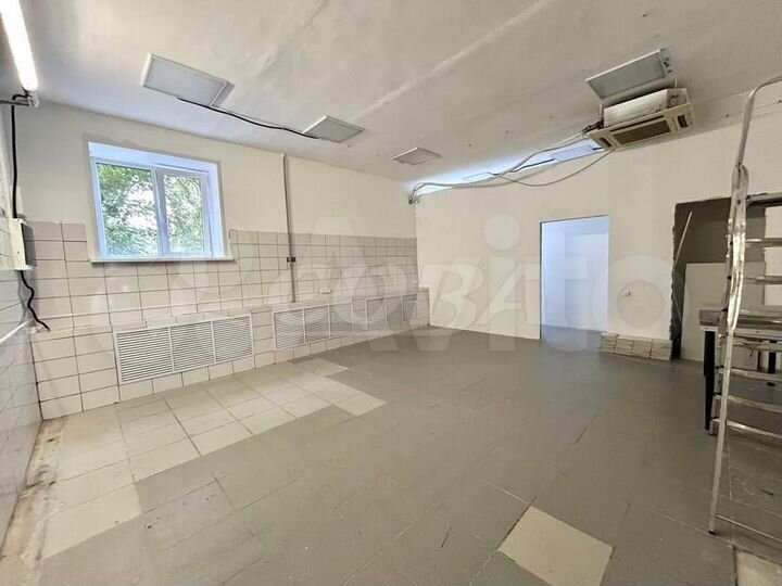 Сдам торговое помещение, 92 м²