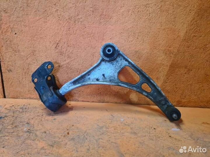 Рычаг подвески нижний передний правый Acura Mdx