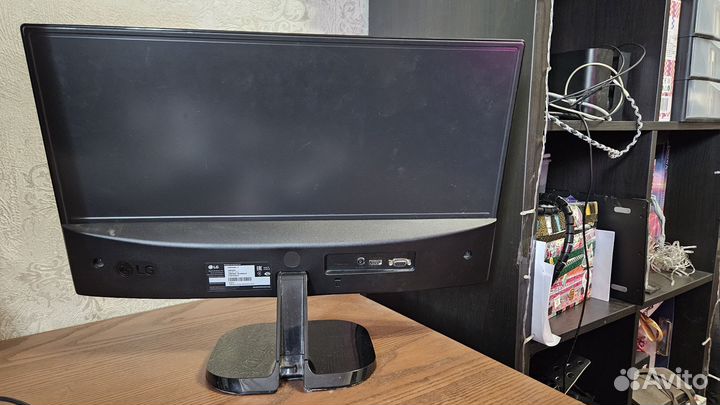 Монитор LG Full HD