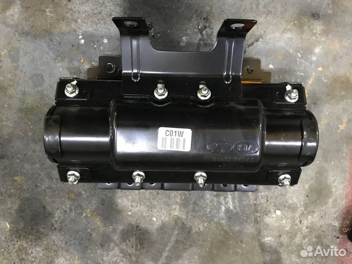 Подушка безопасности пассажира Kia coul 1