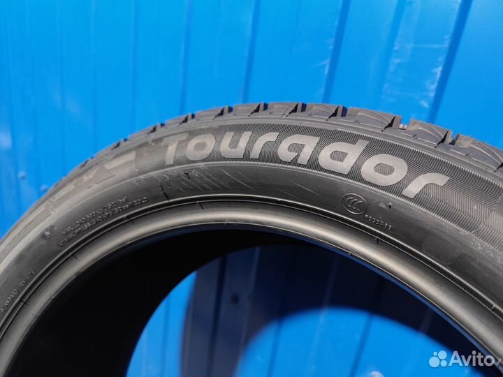 Tourador Winter Pro TSU2 215/50 R17