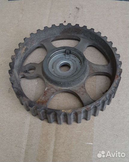 Peugeot Citroen 1.4 шестерня распредвала