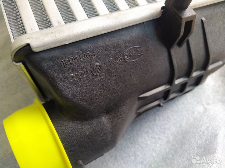 Интеркулер audi A4 1,8T AVJ BFB 2000-2009 B5 B6 B7