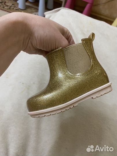 Резиновые сапожки