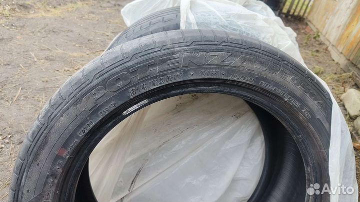 Bridgestone Potenza RE050A 215/50 R17