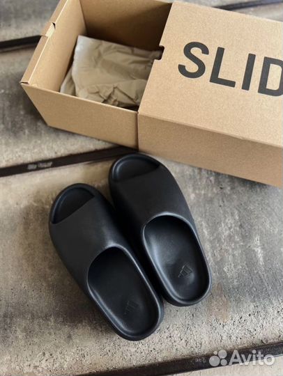 Сланцы Adidas Yeezy Slide 