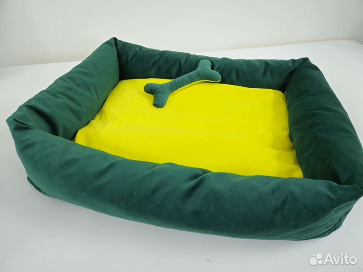 Лежанки для собак и кошек